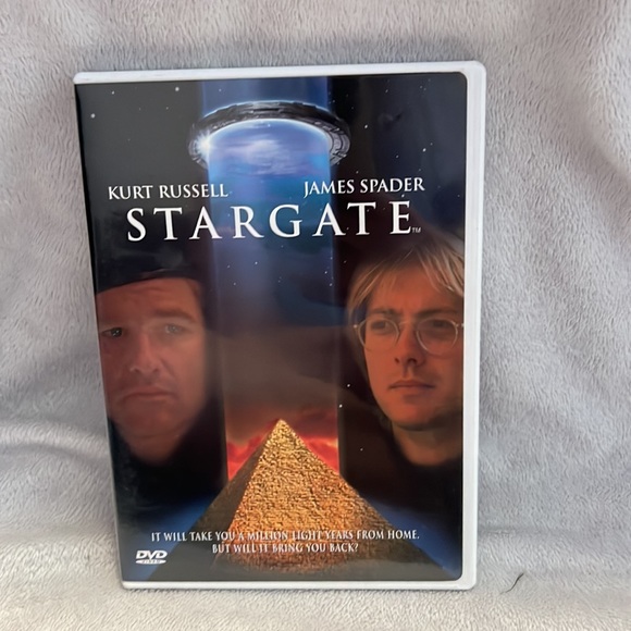 Kurt Russell, 3 movie collection - Picture 2 of 4